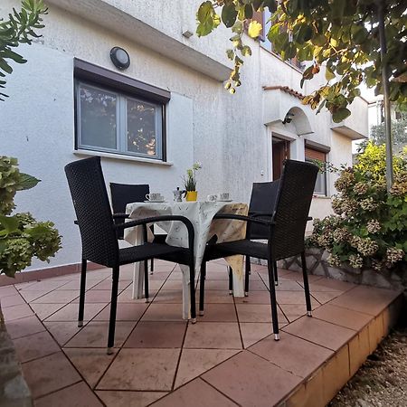 Apartments Jessica Krk Town Exterior foto