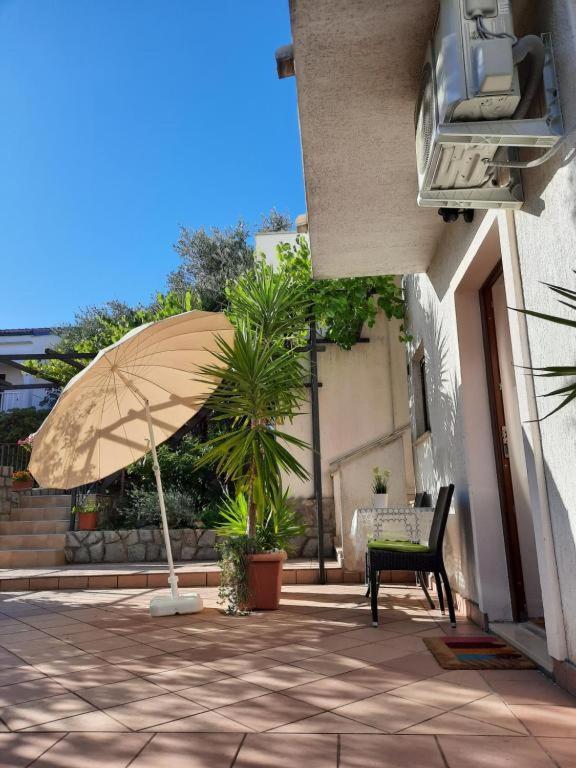 Apartments Jessica Krk Town Exterior foto